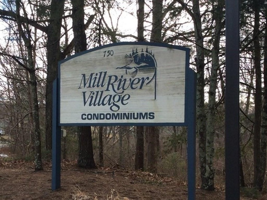 750 Whittenton St unit 911, Taunton, MA 02780 - photo 1