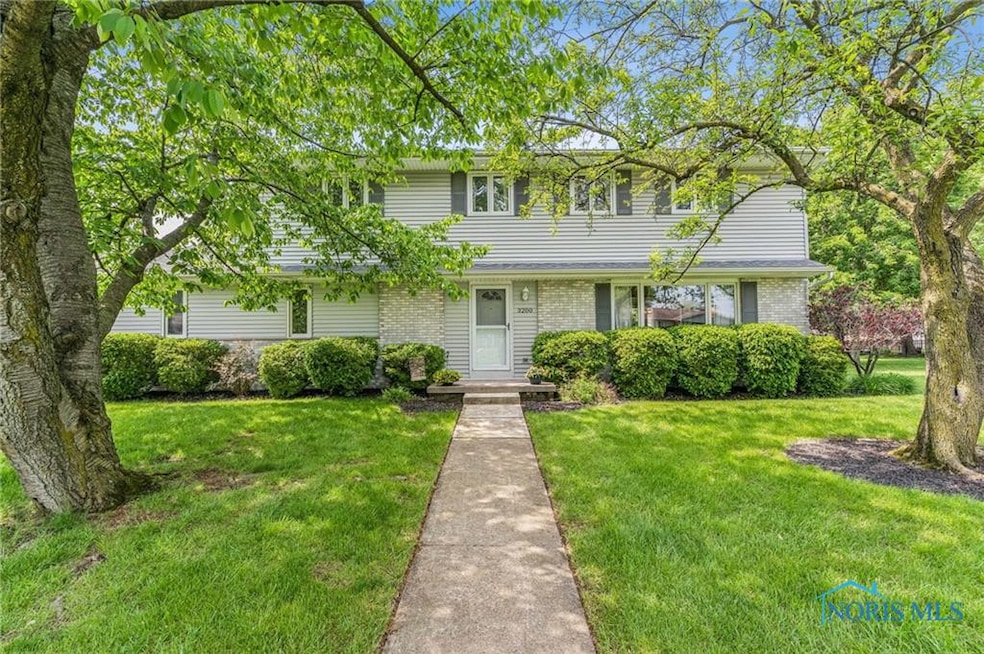 3200 Ridgeview Dr, Findlay, OH 45840 - photo 1