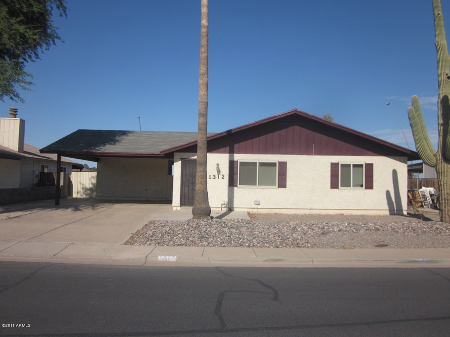 Mollera Northridge Manor Home Sale Front