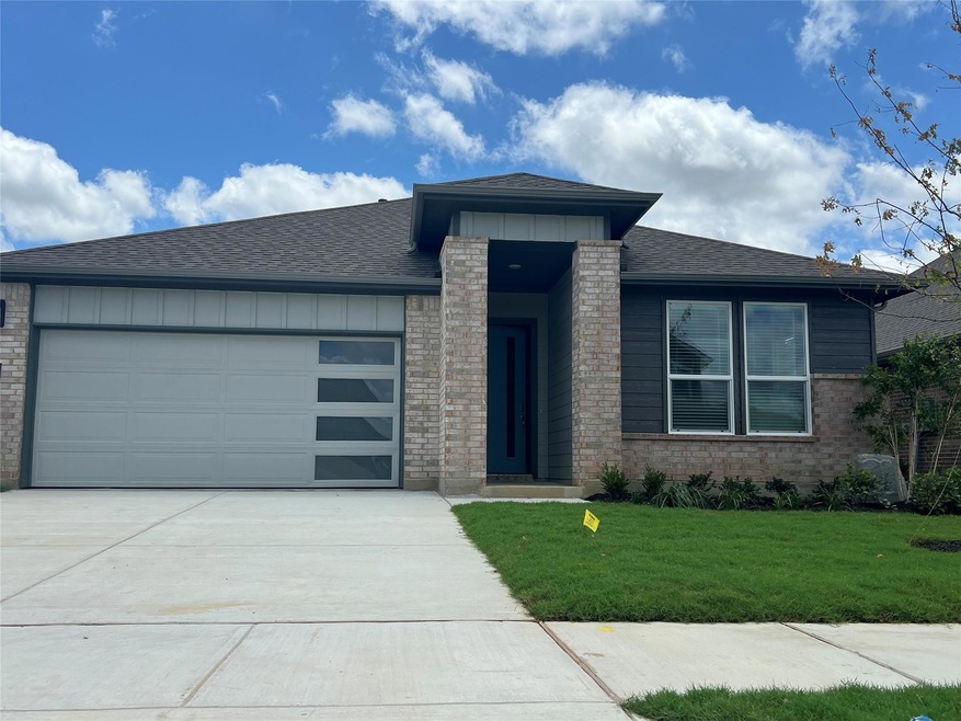 1713 Woodpecker St, Denton, TX 76205 - photo 1