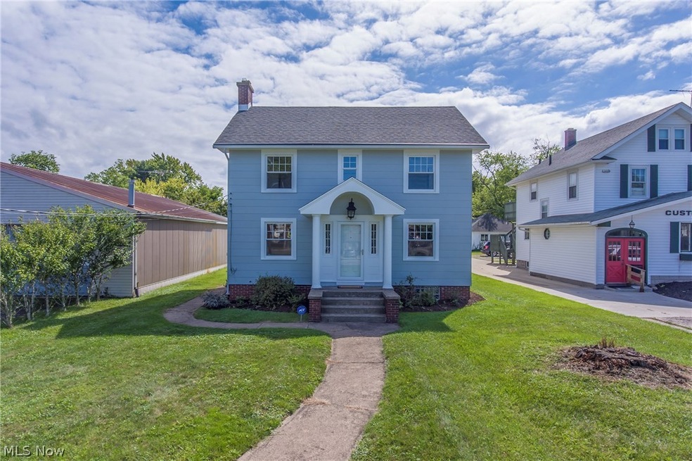 4260 E Lake Rd, Sheffield Lake, OH 44054 - photo 1