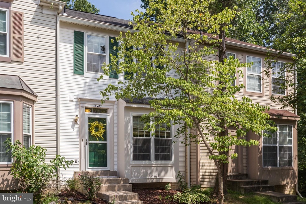 13902 Gunners Place, Centreville, VA 20121 - photo 1