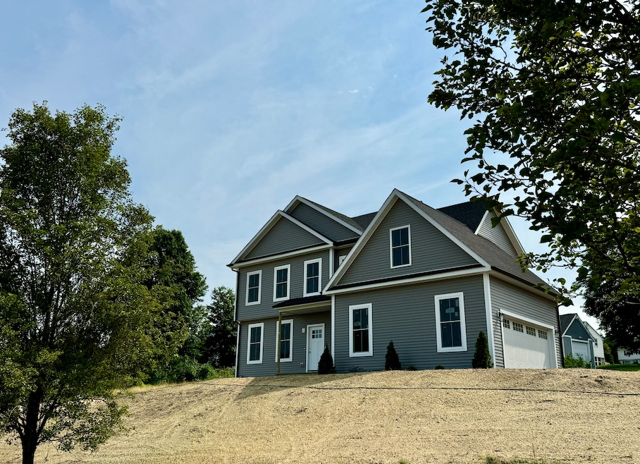 2 First Settlers Row, Enfield, CT 06082 - photo 1