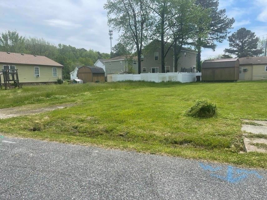 Large buildable Lot
