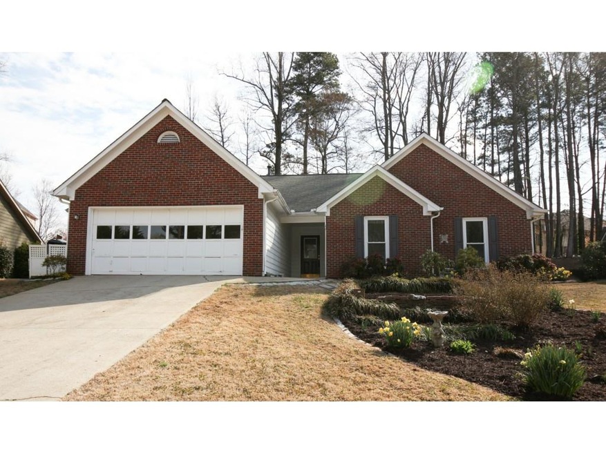Welcome to 2785 Dogwood Creek Pkwy.  Brick Front R