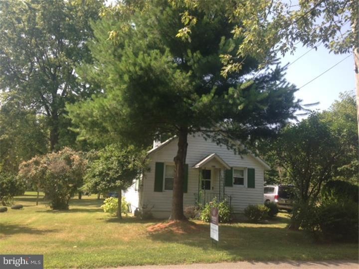 166 Taylor Rd, Newfield, NJ 08344 - photo 1