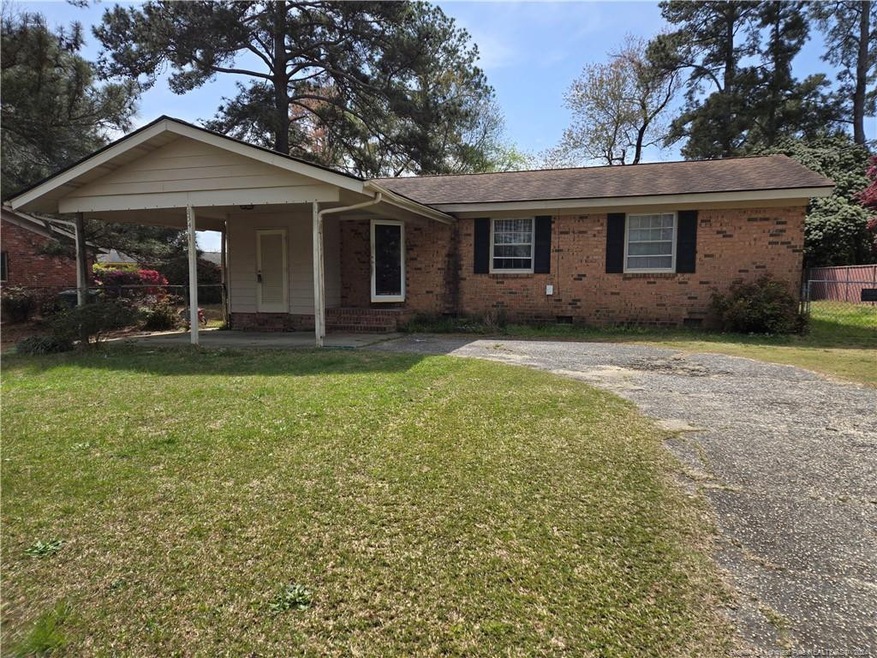 834 Montclair Rd, Fayetteville, NC 28314 - photo 1