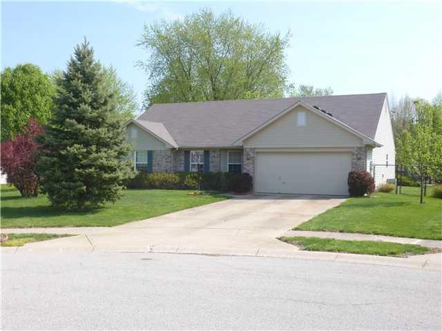 Exterior Front. Imagine coming up to your new home on this quiet cul de sac.....