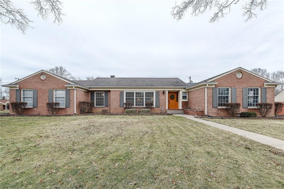 1100 E Adams Dr, Franklin, IN 46131 - photo 1