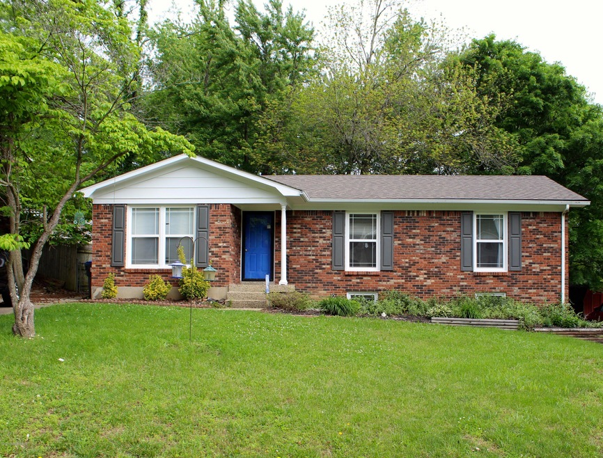 6511 Daverman Ct, Louisville, KY 40228 - photo 1