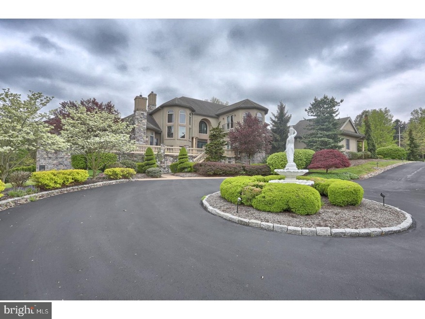 19 Seven Springs Dr, Reading, PA 19607 - photo 1