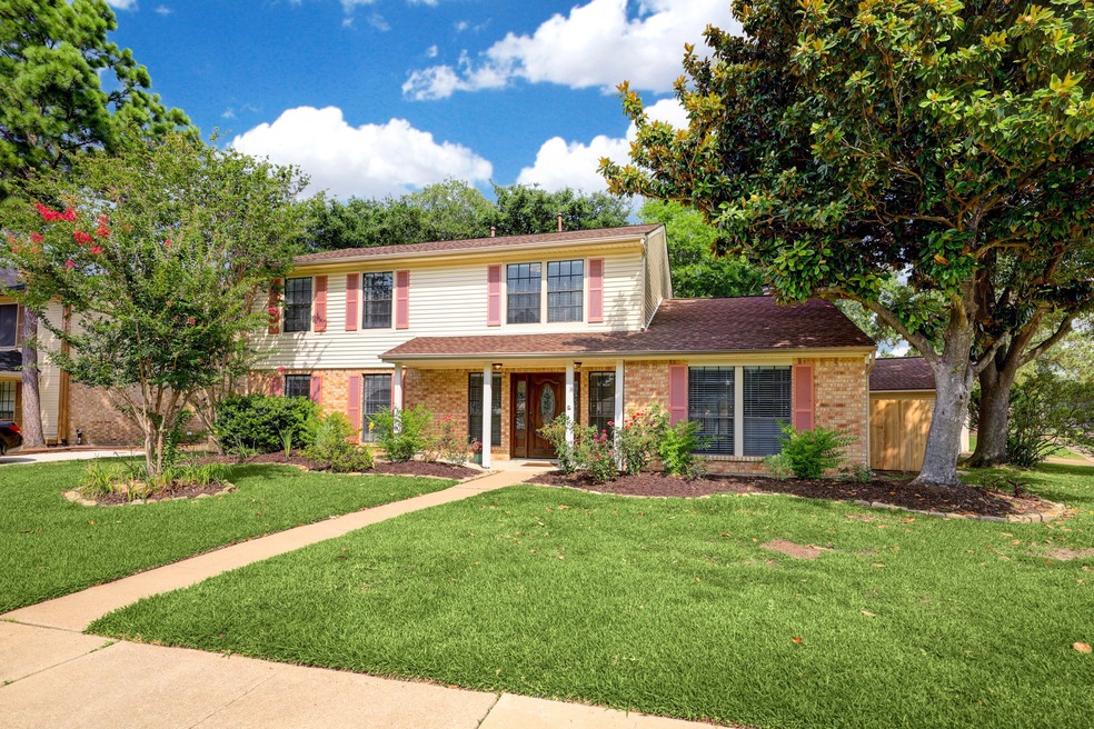 8323 Clover Gardens Dr, Houston, TX 77095 - photo 1