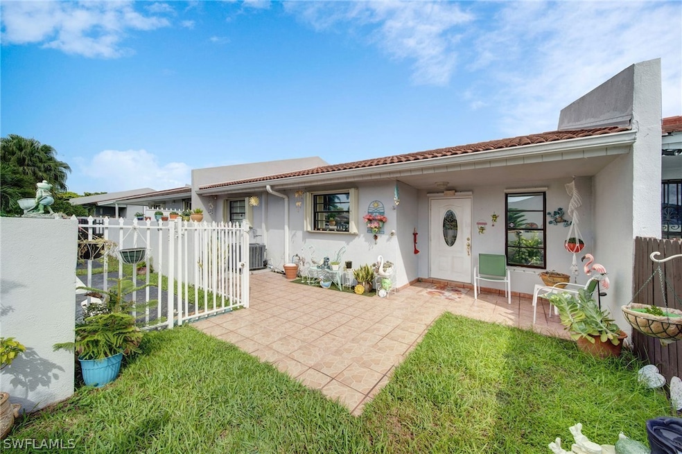 15253 SW 81st Terrace, Miami, FL 33193 - photo 1