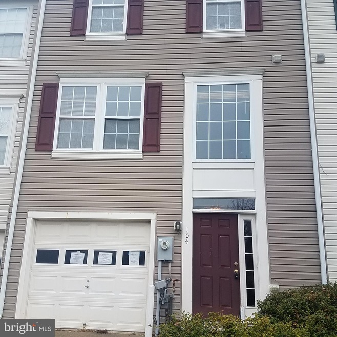 104 Oliver Heights Rd, Owings Mills, MD 21117 - photo 1