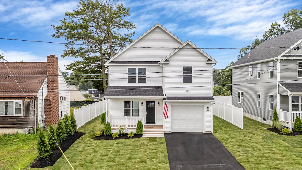 77 Oliver St, Bridgeport, CT 06606 - photo 1