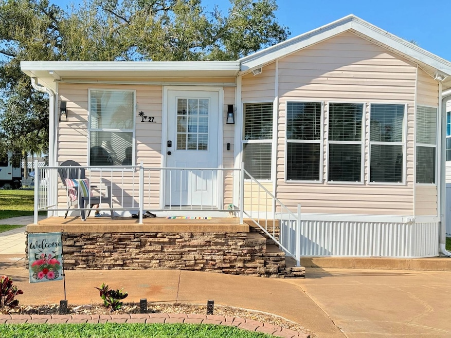 27 Lancer Dr, Nokomis, FL 34275 - photo 1