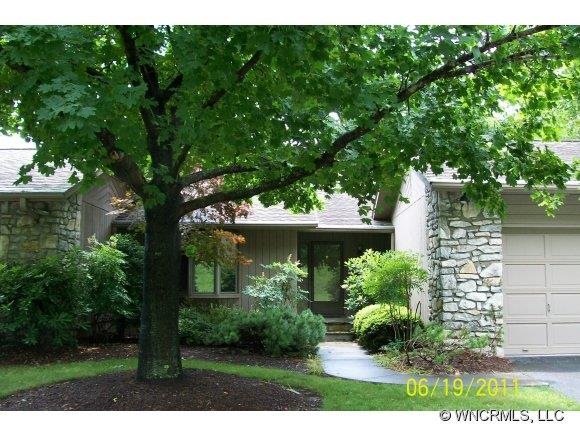 Walkway to Front Door