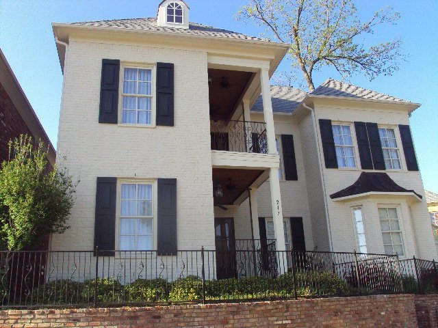 217 Musicians, Oxford, MS 38655 - photo 1