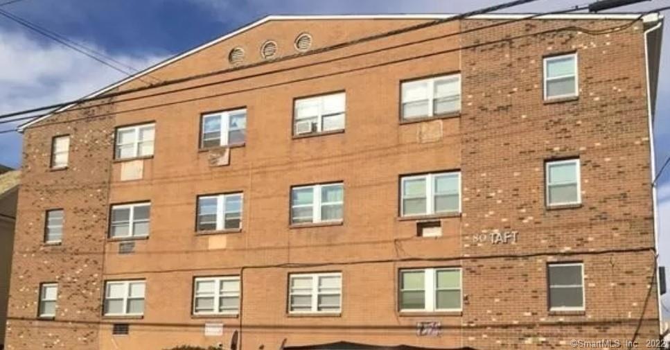80 Taft Ave unit 2, Bridgeport, CT 06606 - photo 1