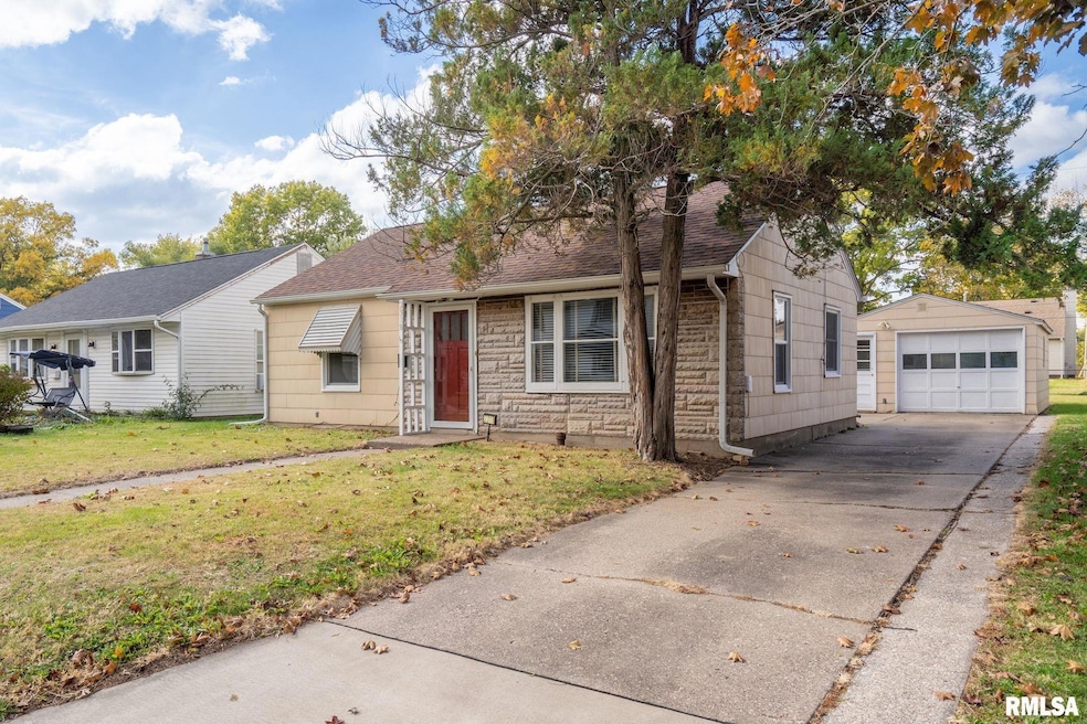 2318 45th St, Rock Island, IL 61201 - photo 1