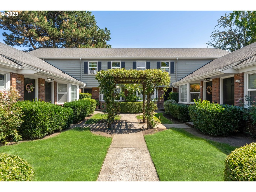 Pending $370,000 • Co-Listing Agent