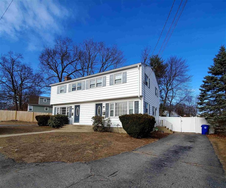 400 S Taylor St, Manchester, NH 03103 - photo 1