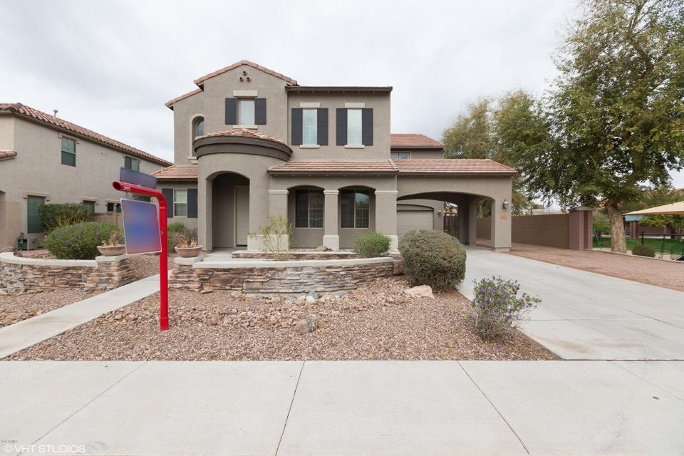 01_3070ETURNBERRYDR_2001_HiRes