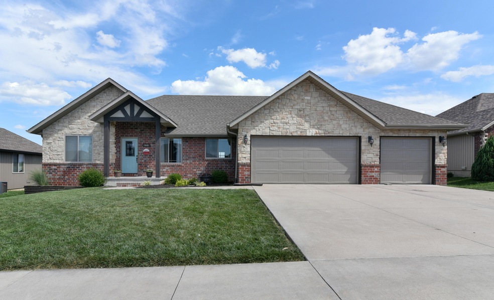 1446 S Antietam Rd, Republic, MO 65738 - photo 1