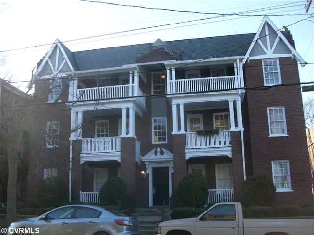 Exterior Front - Upper Right Unit