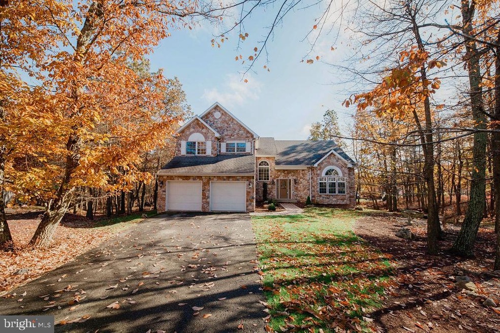 4 Driftwood Cir, Hazleton, PA 18202 - photo 1