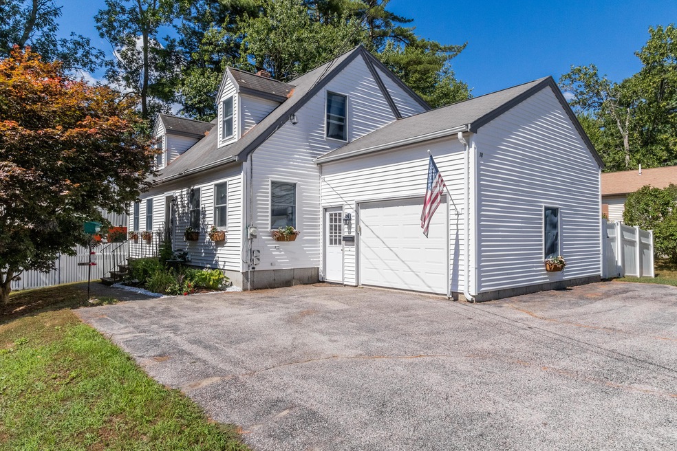 18 Hutchins St, Saco, ME 04072 - photo 1