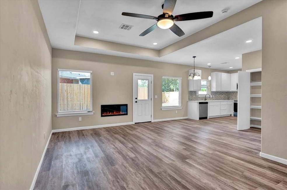 2807 N Lyons Dr, Oklahoma City, OK 73111 - photo 1