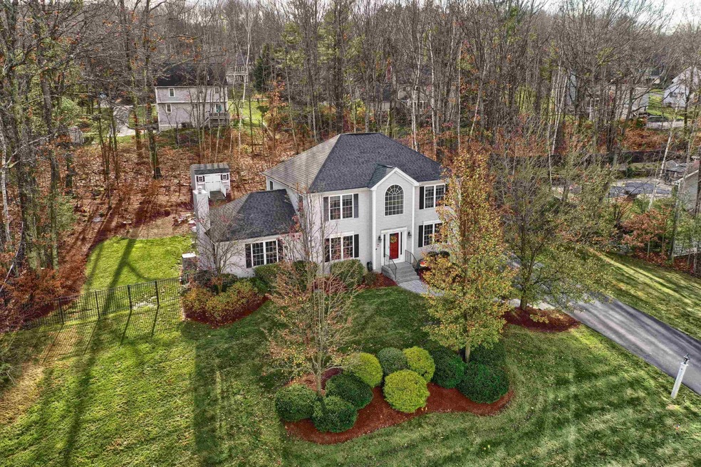 14 Sunburst Ln, Hooksett, NH 03106 - photo 1