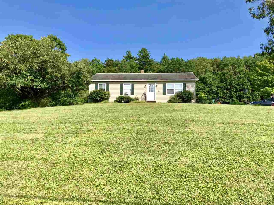 3120 Daniels Farm Rd, Saint Johnsbury, VT 05819 - photo 1