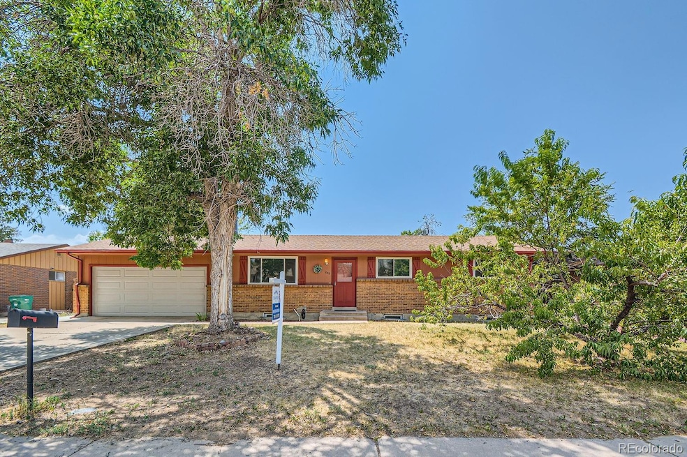 663 S Nome St, Aurora, CO 80012 - photo 1