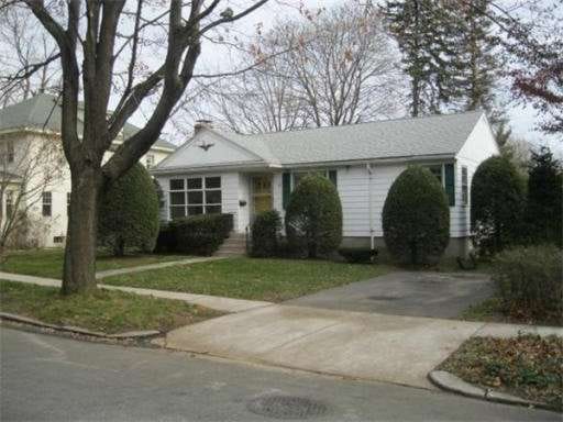 10 Laconia Rd, Worcester, MA 01609 - photo 1