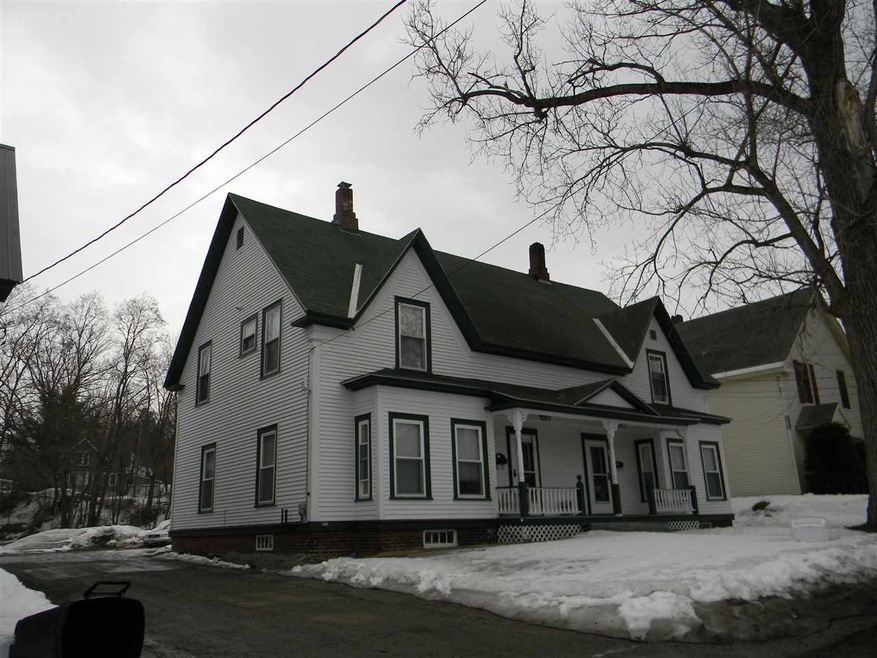 8 Preble St, Groveton, NH 03582 - photo 1
