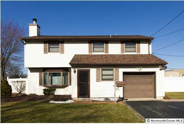 10 Mountain Ave, Hazlet, NJ 07730 - photo 1