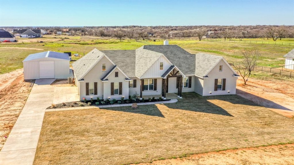 780 Heathington Rd, Millsap, TX 76066 - photo 1