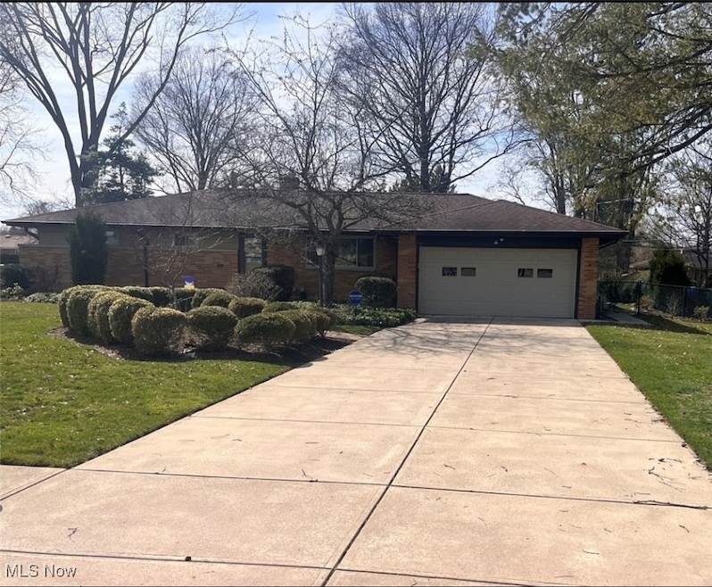 5248 W Park Dr, North Olmsted, OH 44070 - photo 1