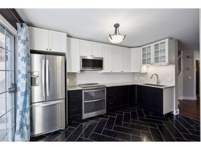 8909 Peep O Day Trail unit 68, Eden Prairie, MN 55347 - photo 1