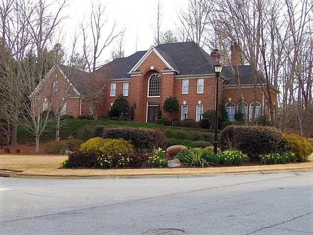 Amazing curb appeal / professionally landscaped ov