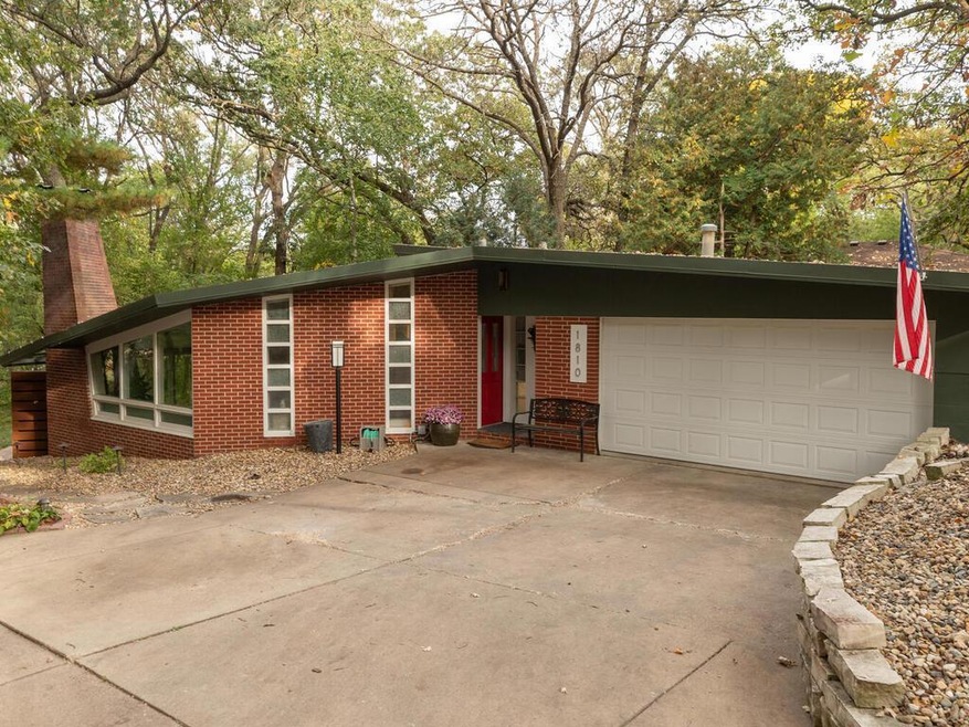 1810 11th Ave SW Austin MN 55912 USA-001-002-Front