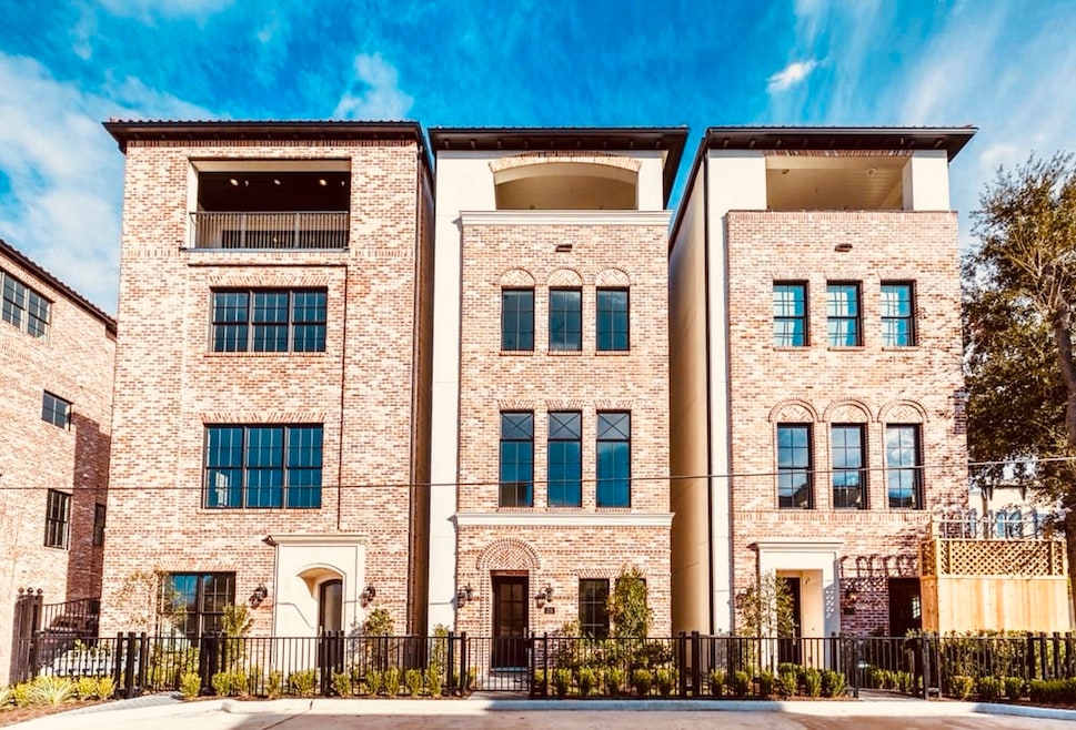 19 Robita St, Houston, TX 77019 - photo 1