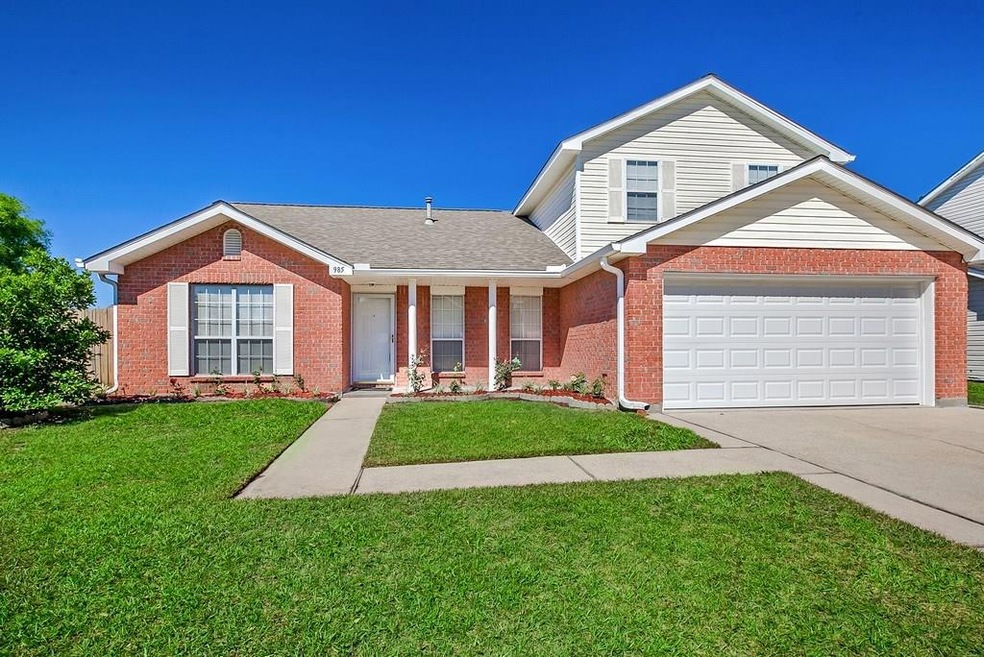 985 Maple Creek Dr, Slidell, LA 70461 - photo 1