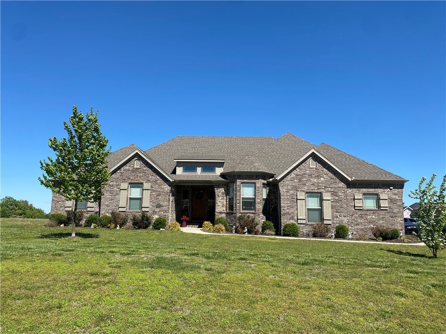 14860 Tikaani Dr, Siloam Springs, AR 72761 - photo 1