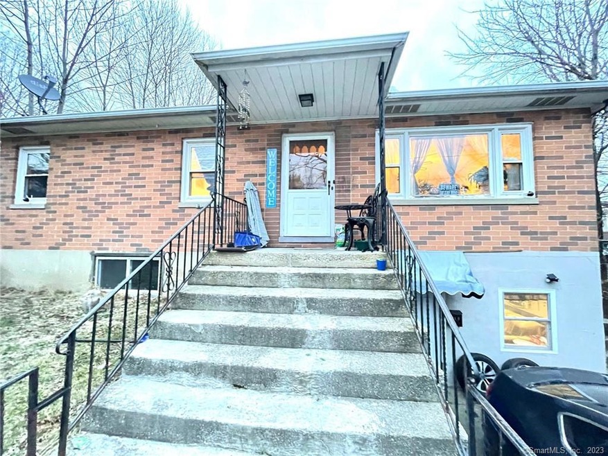 24 N Beacon St, Waterbury, CT 06704 - photo 1