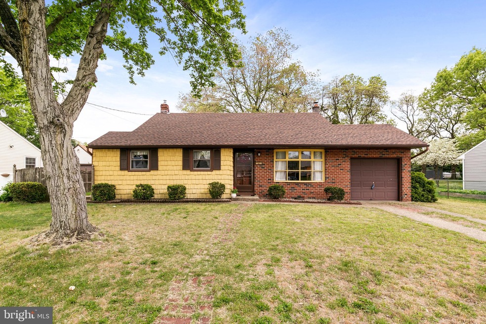 821 Drexel Ave, Delran, NJ 08075 - photo 1