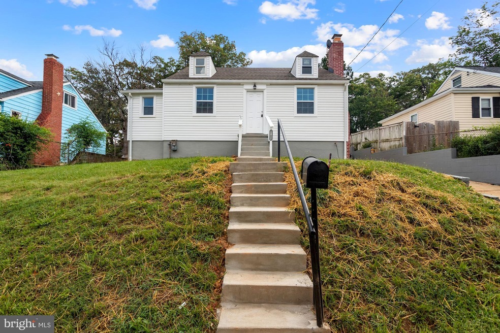 7704 Emerson Rd, Hyattsville, MD 20784 - photo 1