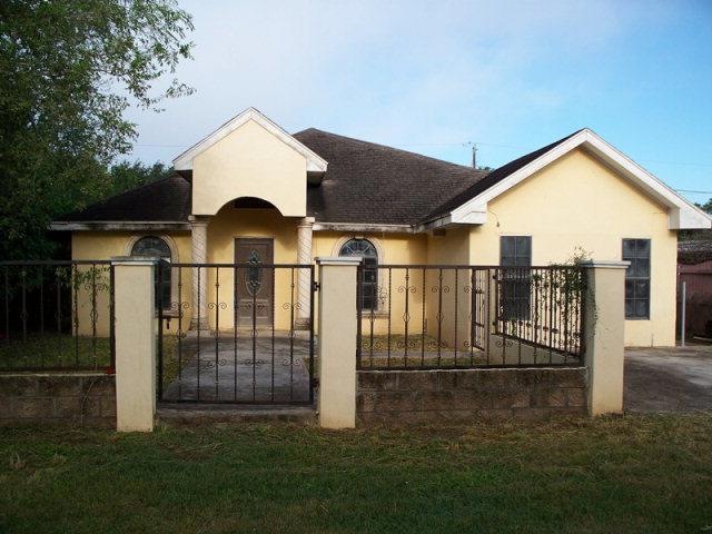 148 Colorado St, Donna, TX 78537 - photo 1